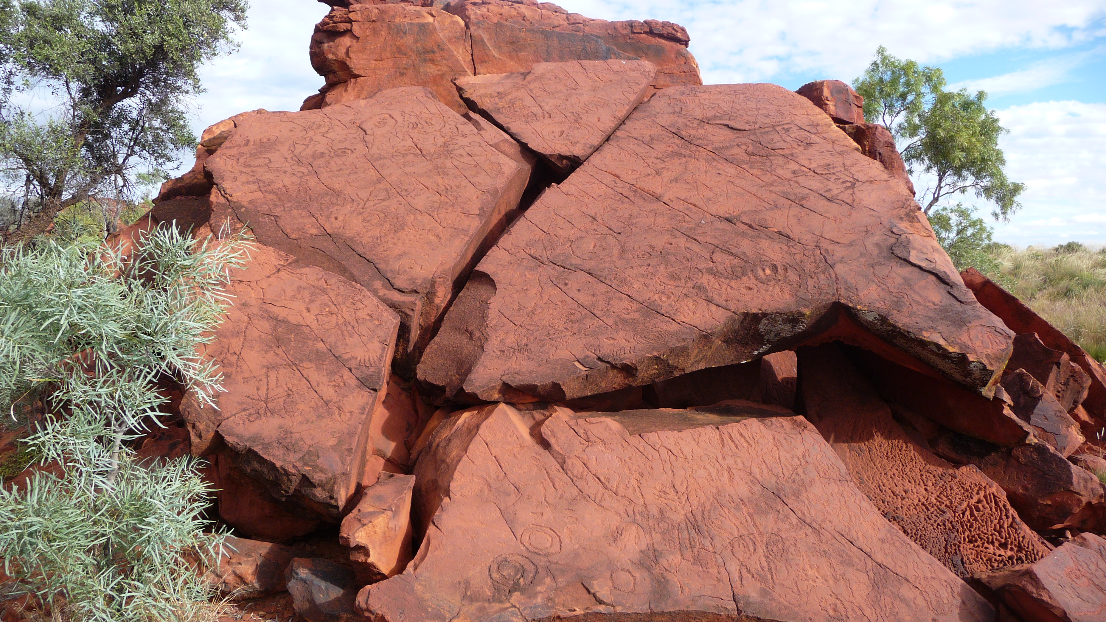 Ewaninga Rock Carvings Travel Around Australia