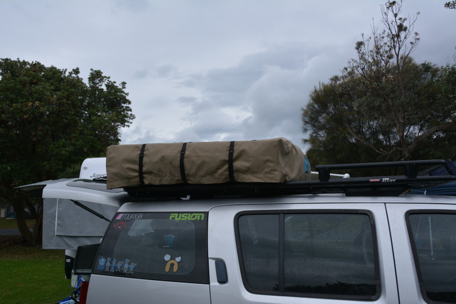 Tradesman roof rack Travel around Australia